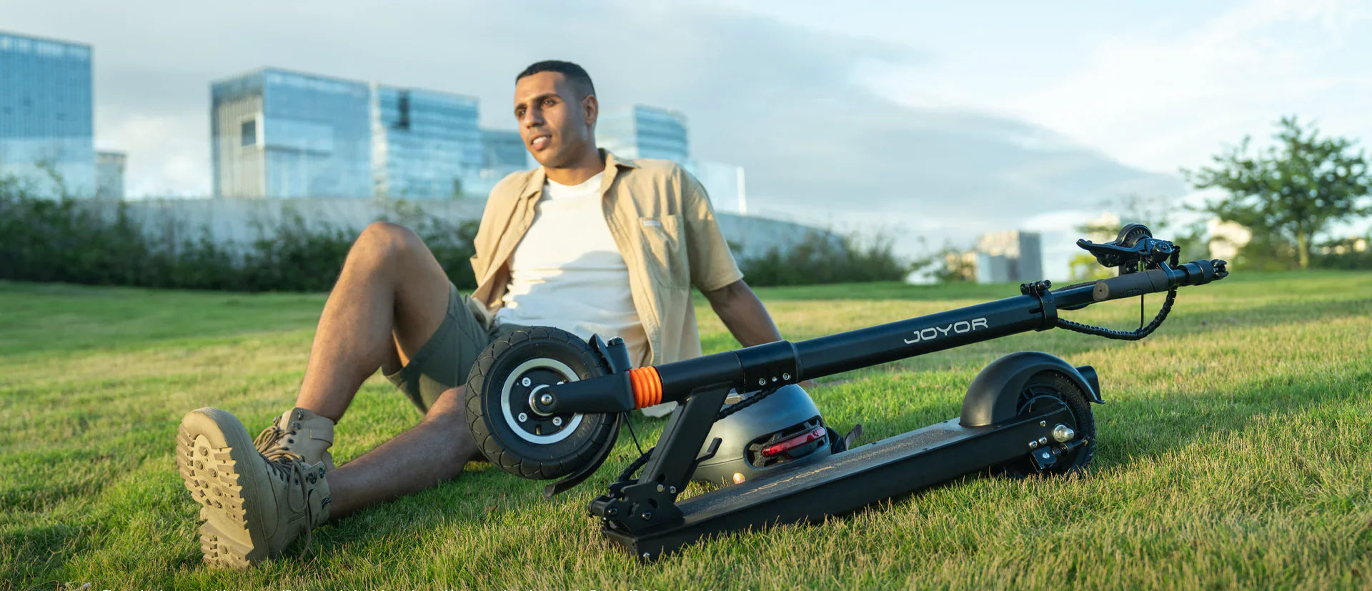 Why Does an Electric Scooter Battery Get Hot? Causes, Effects, and How to Protect Your Joyor Battery